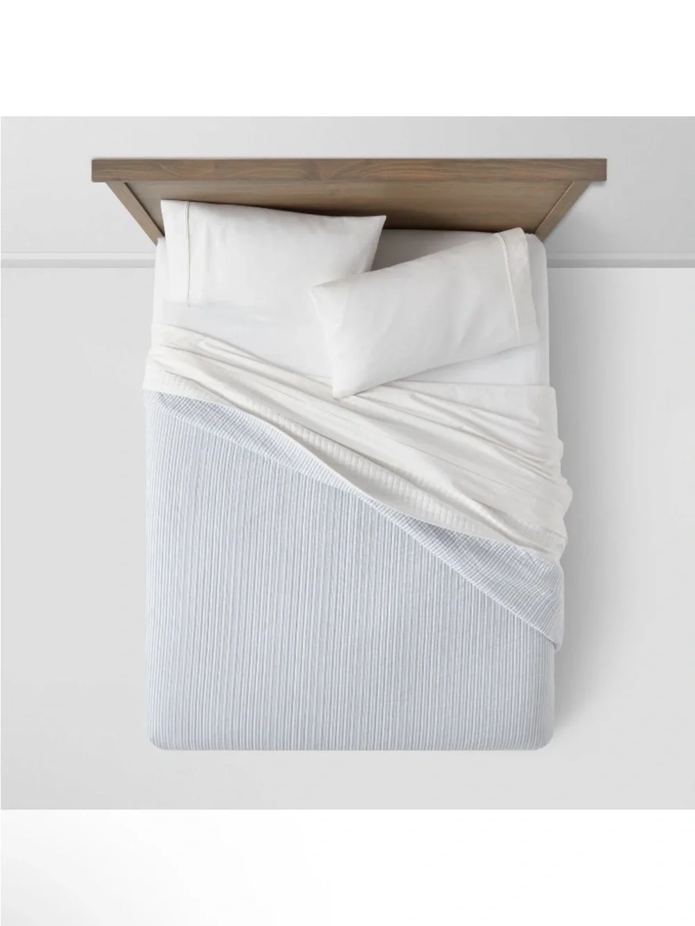 NWT Full/Queen Reversible Cotton Stripe Quilt Light Blue - Threshold